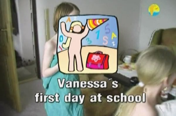 La famille nudisme vidéo - Vanessa Premier Jour à l'École [le Naturisme à la maison] [720x576 | 01:01:13 | 1,7 GB] [Naturisme France]
